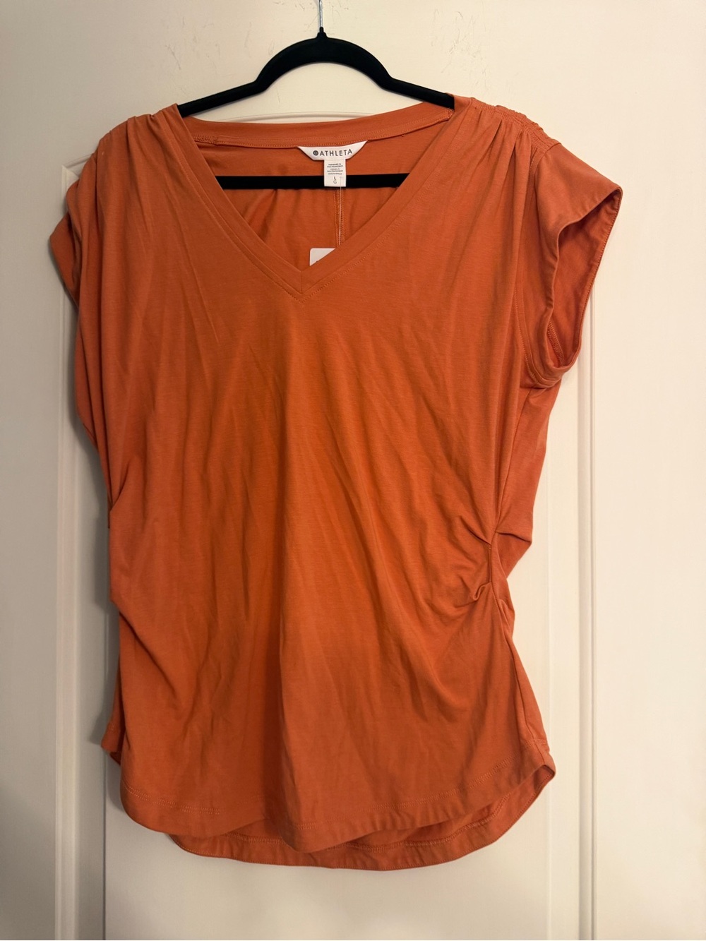 Athleta outbound v-neck tee. NWT